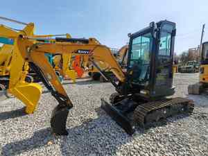 Mini-excavatrice sur chenilles SANY SY26U d'occasion de 2 tonnes, certifiée CE, avec moteur et pompe, godet inclus, certifiée pour rapport de l'Agence de certification chinoise - Product Image 2