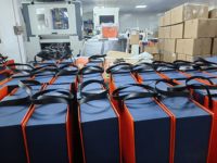 Dossiers en carton pliables de luxe haut de gamme personnalisés Conception à rabat Estampage Recyclable Petit lot Boîte de couleur sur mesure