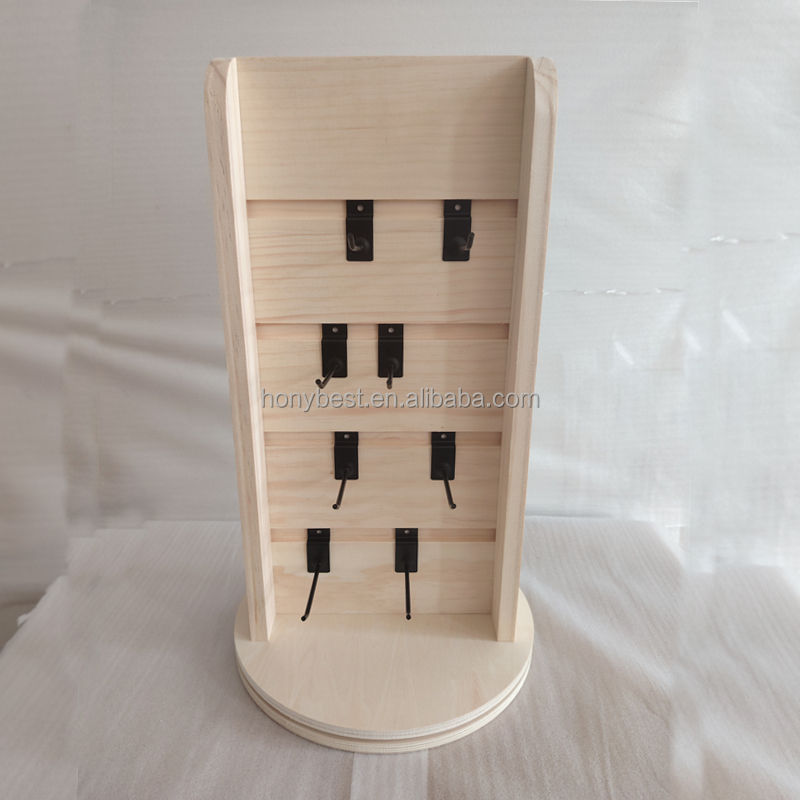 Natural sanding pine wood color