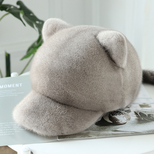 Leichte, Niedliche, Flauschige Baseballkappen Hochwertige Baseball-Pelzkappen aus Nerz mit Katzenohren - Product Image 4