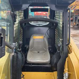 Chargeuse compacte d'occasion Cat 246D Mini chargeuse d'occasion originale Caterpillar CAT 246D en vente à Shanghai - Product Image 6