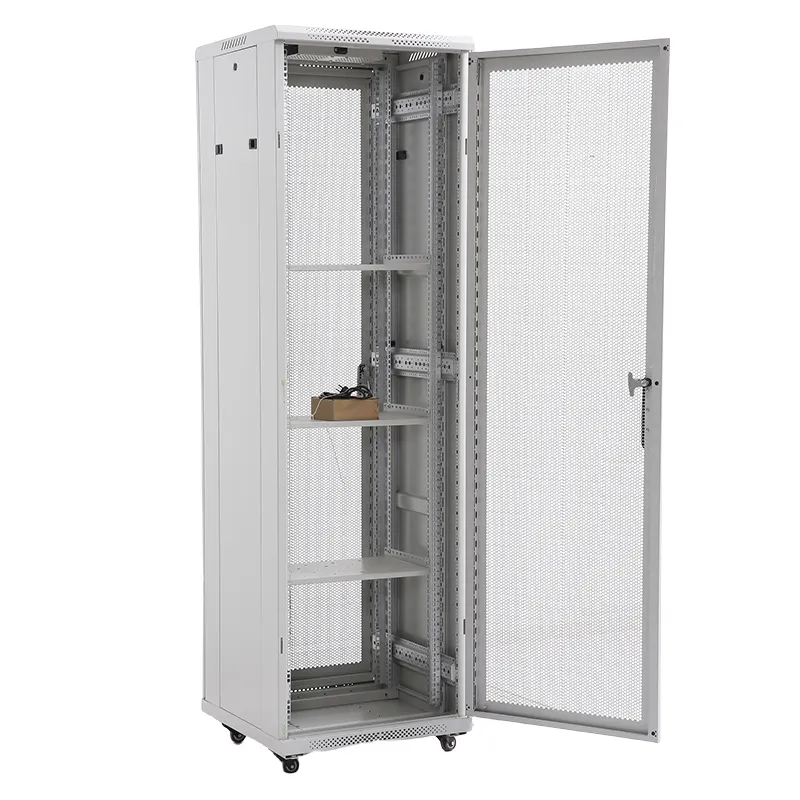 Armoire réseau 36U Armoire réseau en acier laminé à froid SPCC pour serveur standard CCTV monté en rack de 19 pouces