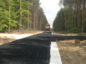 Geocells de grille de <span class=keywords><strong>gravier</strong></span> HDPE d'usine chinoise pour la stabilisation extérieure du sol de route et les murs de soutènement d'<span class=keywords><strong>allée</strong></span> à des <span class=keywords><strong>prix</strong></span> - Product Image 5