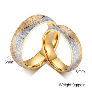 Anillo de Pareja de Acero de Titanio Bicolor de Moda al por Mayor con Incrustaciones de Circonita Cúbica, Impermeable, Antidesvanecimiento, Moderno y a Juego para Uso Diario - Product Image 2