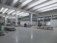 Bâtiment d'usine d'atelier industriel à structure en acier lourd |   Atelier préfabriqué en structure métallique Liyou avec piste de guidage pour grue industrielle