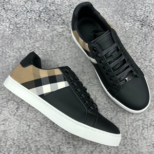 Chaussures de sport pour hommes à semelle épaisse, confortables et élégantes, respirantes, sur mesure, haut de gamme, luxueuses, de marque de créateur - Product Image 4
