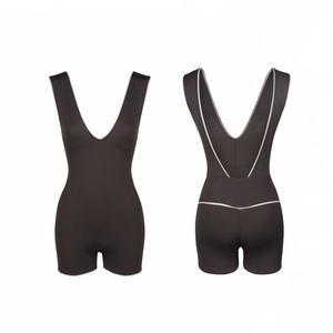 Body Deportivo para Mujer con Logotipo Personalizado OEM, Mono de Yoga Negro/Blanco con Tirantes Ajustables para Gimnasio y Fitness, para Mujeres Activas - Product Image 4