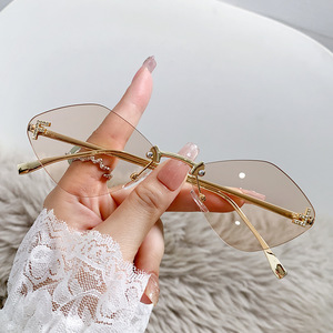 F Shape Rhinestone <b>Frameless</b> Sunglasses Diamond Shape Women Metal <b>Frame</b> Gold UV400 Sun Protection Lenses - Product Image 4