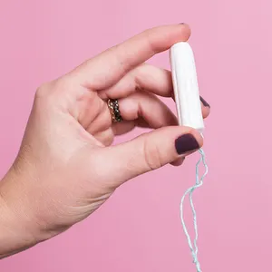 Grosir tampon katun organik kompetitif penjualan laris tampon kebersihan wanita haid pabrikan di Tiongkok