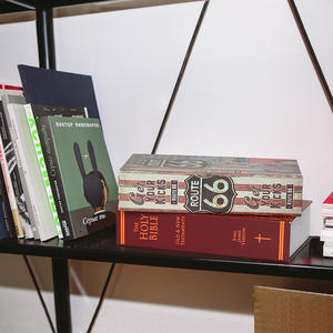 Cassaforte a Forma di Dizionario Senza Chiave con Lucchetto a Combinazione a 3 Cifre, Mini Scatola in Metallo, Contenitore Segreto Nascosto, Senza Batterie, Apertura Silenziosa - Product Image 5