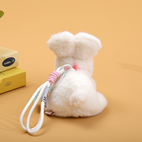 Kacamata Novelty dan Gantungan Kunci Kelinci Plush Dekorasi Ceri Aksesoris Kelinci Putih Lembut Mainan Mini untuk Tas Sekolah