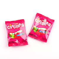 Nieuw Binnen Veganistische Halal Taaie Cirkels Hapklare Snoepjes Roze Verpakkingsdozen Bonbons Sweet Manufacturing Kauwsnoep Groothandel
