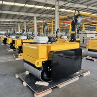 Rouleau vibratoire diesel certifié CE EPA de 0,5 tonne, largeur 700 mm, double tambour avec engrenage pour compacteur d'asphalte, forte puissance de fouillisement