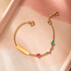 Braccialetto Personalizzato per <span class=keywords><strong>Bambini</strong></span> con Catena in Oro 18K e Barretta in Acciaio Inossidabile con Cuori Smaltati Colorati - Product Image 3