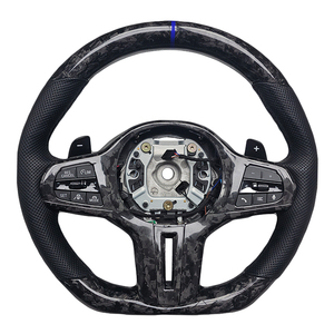 Volant de direction en cuir perforé en fibre de carbone pour BMW G20 G30 G01 Série 3 Série 5 - Product Image 1