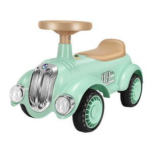 รถทรงตัวสำหรับเด็กสี่ล้อ มีไฟและเสียงเพลง สำหรับเด็กอายุ 1-3 ปี ดีไซน์ย้อนยุค สีขาว - Product Image 5