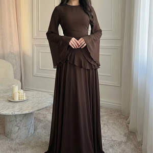 Vestido Largo de Gasa Marrón con Mangas de Campana Personalizado por Leduo para Mujer – Elegante Vestido de Noche con Cintura con Volantes para Boda - Product Image 1