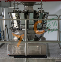 Machine de conditionnement entièrement automatique pour le collage et l'emballage de sacs en plastique avec doseur volumétrique pour orge, millet, avoine et quinoa