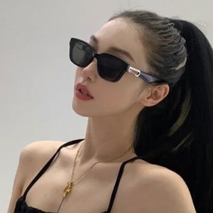 Customized Best Selling <b>Sunglasses</b> Fashionable and Versatile <b>Square</b> <b>Sunglasses</b> Uv400 Shading - Product Image 4