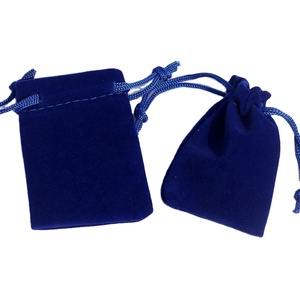 Bolsas de Terciopelo Elástico para Regalos, Joyería, Cosméticos, con Cordón, Personalizables - Product Image 6