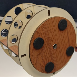 Soporte Giratorio de Madera Maciza para Brochas, Organizador de Escritorio para Sala de Estar, Almacenamiento de Bolígrafos y Brochas de Maquillaje - Product Image 2