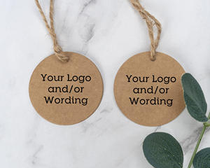 Étiquettes volantes kraft imprimées de luxe en papier rond en relief étiquettes volantes pour vêtements étiquette volante personnalisée pour marque de vêtements avec logo - Product Image 4