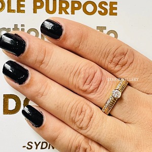 แหวนทองคำแท้ 14K ประดับเพชรเม็ดเดี่ยวเพาะเลี้ยงในห้องปฏิบัติการ ดีไซน์หรูหราสำหรับผู้หญิง ของขวัญคริสเตียน - Product Image 2