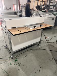 Caja rígida eléctrica con ranura en V ranurado/ranurado máquina de encuadernación ranuradora de cartón para REGALO/zapato/dulce/funda de <span class=keywords><strong>teléfono</strong></span>/caja de papel - Product Image 4