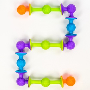 Blocchi da Costruzione Educativi Morbidi in TPR con Ventose - Giocattoli Fai-da-te a Particelle Grandi per Bambini dai 4 ai 6 Anni (Separabili) - Product Image 3