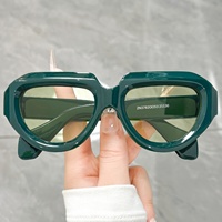 Kacamata Hitam Oval Retro Fashion Logo Custom UV400, Kacamata Wanita Trendy High-End, Pelindung Mata Unisex, Kacamata Baru