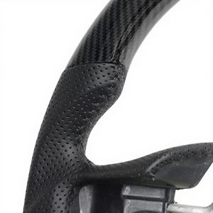 Volant de course à 3 branches style Lexus ES 18-23 pour modification intérieure compatible avec les véhicules OLIVER - Product Image 3