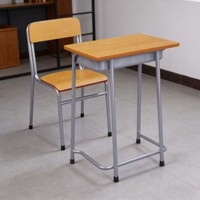 Meubles scolaires modernes et durables en métal, ensemble de bureaux et de chaises de classe à un seul siège avec design antidérapant