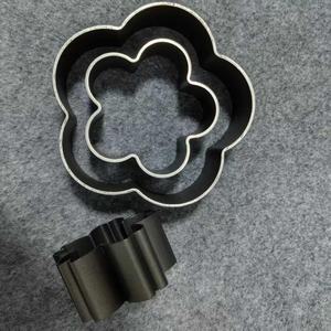 Forme de fleur en alliage d'aluminium anneau de gâteau antiadhésif moule à Dessert Triangle fleur de prunier moule à gâteau antiadhésif - Product Image 1