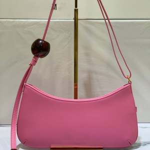 High-end Texture, Niche Luxury <b>Handbags</b>, Popular Versatile Crossbody Bags, Fashionable Shoulder Bags with Straps at the Armpit - Product Image 1