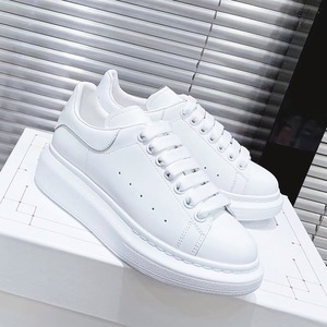 Chaussures de marche pour femmes 2026 – Baskets de sport unisexes de haute qualité avec empeigne tendance en blanc – Chaussures de créateur pour hommes - Product Image 2