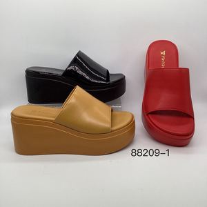 Sandales compensées à plateforme large pour femme – Idéales pour l'été et la plage - Product Image 1