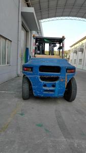 Montacargas Diésel Usado de 10 Toneladas, Marca China Heli 100, Buena Calidad, Alto Rendimiento, Bajo Precio, Motor Isuzu, Tracción 4x4, 1 Año de Garantía - Product Image 4