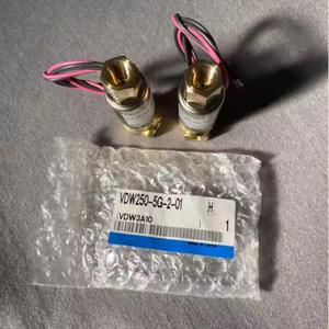 Vanne solénoïde à trois voies d'origine SMC VDW250-5G-2-01 - Product Image 3