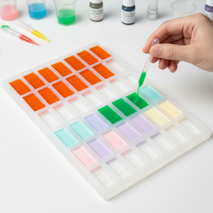 Moule en silicone platine de 5 ml en forme de brique <span class=keywords><strong>Tetris</strong></span>, permettant de créer des formes et motifs multiples personnalisés pour la fabrication artisanale de bonbons, de savons et de résines DIY - Product Image 1