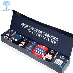 Emballage cadeau personnalisé pour Noël, boîte rectangulaire en papier ondulé pour chaussettes - Product Image 5