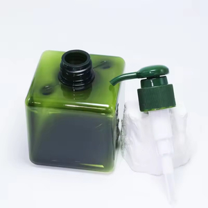 Botella Dispensadora de PETG Cuadrada Rosa de 100/150/250/280/450 ml con Bomba para Champú, Loción, Gel de Ducha - Product Image 3