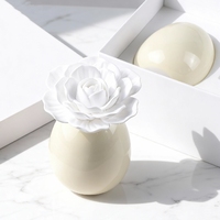 Diffuseur de parfum d'ambiance en cire parfumée, en forme de bouteille en céramique de porcelaine faite à la main, avec fleurs, pour huiles essentielles et bâtonnets diffuseurs