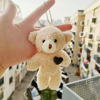Nouveau porte-clés en peluche petit ours bouclé, styles assortis (nœud, couronne, cœur), poupée en peluche, cadeau pour mariage, fête, maternelle