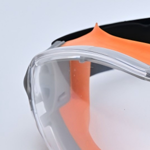 Gafas de seguridad con montura de PVC con logotipo personalizado, antipolvo, antiarañazos, antiniebla, para PC, gafas con poliéster elástico - Product Image 4