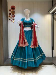 A granel puro rayón algodón Chaniya Choli con blusa acolchada diseño tradicional hecho a mano rayón algodón Chaniya Choli - Product Image 3