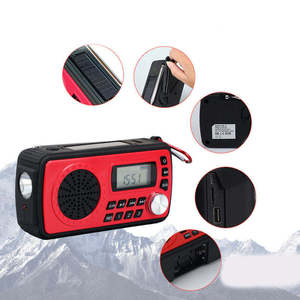 Radio solaire d'urgence à manivelle, 4000 mAh avec bande météo NOAA et lampe torche SOS pour la survie en extérieur - Product Image 3