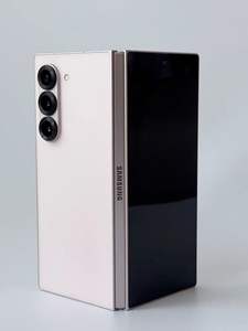99% tout nouveau pour Samsung ZFold 6 5G Smartphone Original débloqué 50MP caméra arrière 512GB US 8GB RAM utilisé état-remis à neuf - Product Image 2