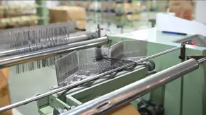 Máquina de dobra de látex de alta velocidade para tecido estreito Ginyi Máquina de encaixe de fio de spandex para fio elástico
