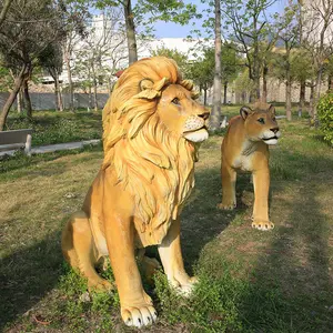 Reçine heykel özel yaşam boyutu aslan heykeli özelleştirilmiş el yapımı Safari sahne fiberglas 3d vahşi hayvanlar heykel
