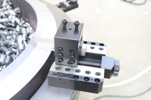 Máquina de Corte y Biselado de Tuberías de Gran Diámetro (42"-48") Accionada Eléctricamente, Neumáticamente e Hidráulicamente para Mantenimiento de Refinerías - Product Image 6